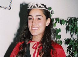 La dantzari Ileana Peralta, miembro del CV Lagunen Etxea, elegida Princesa del Carnaval de Laprida